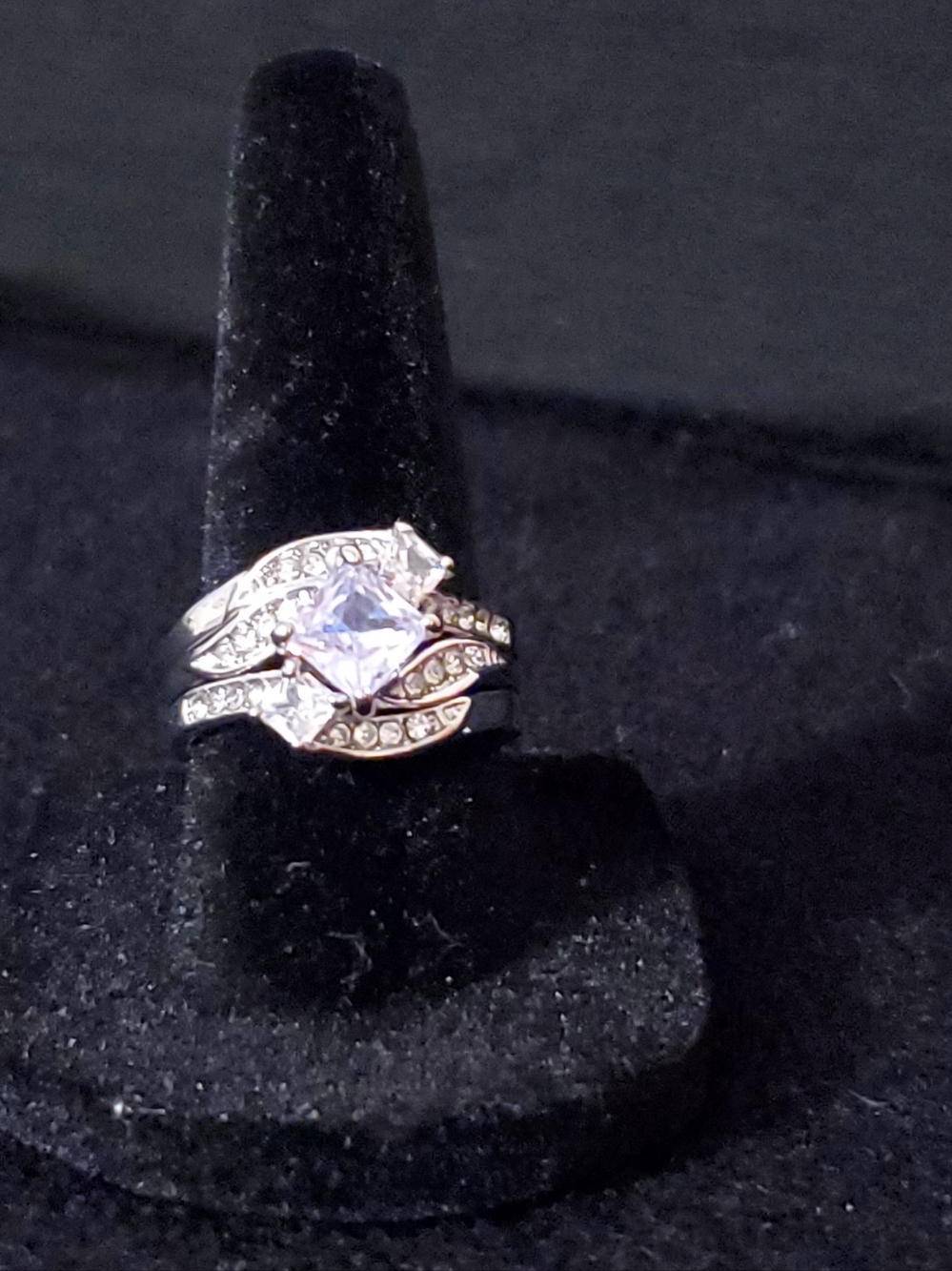 NEW 3-PIECE INTERLOCKING PRINCESS CUT 3A CUBIC ZIRCONIA STACK RING SET SIZE 7